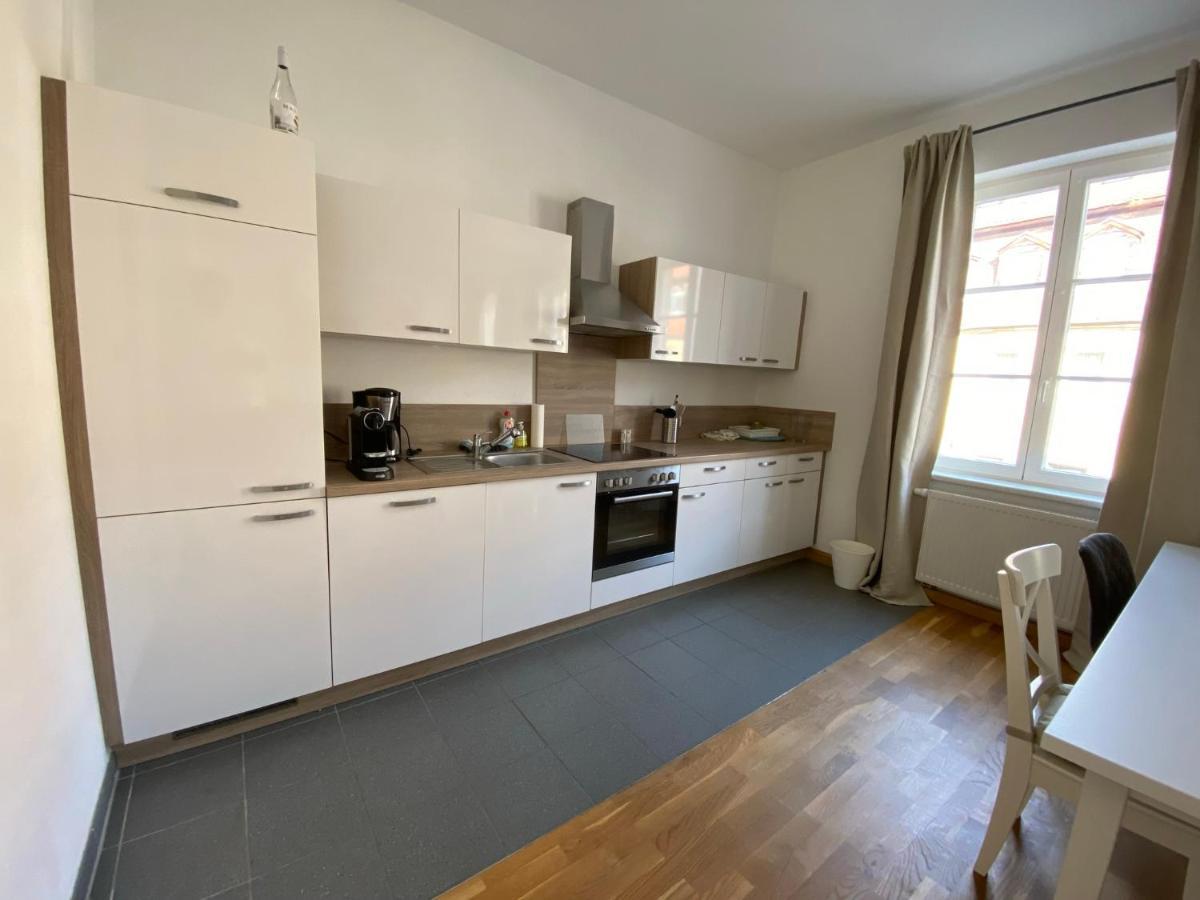 Wohnung In Bayreuths Schoenster Strasse Bagian luar foto
